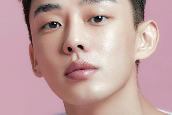 유아인